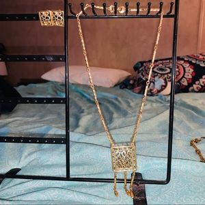 Monet costume women’s fashion jewelry set